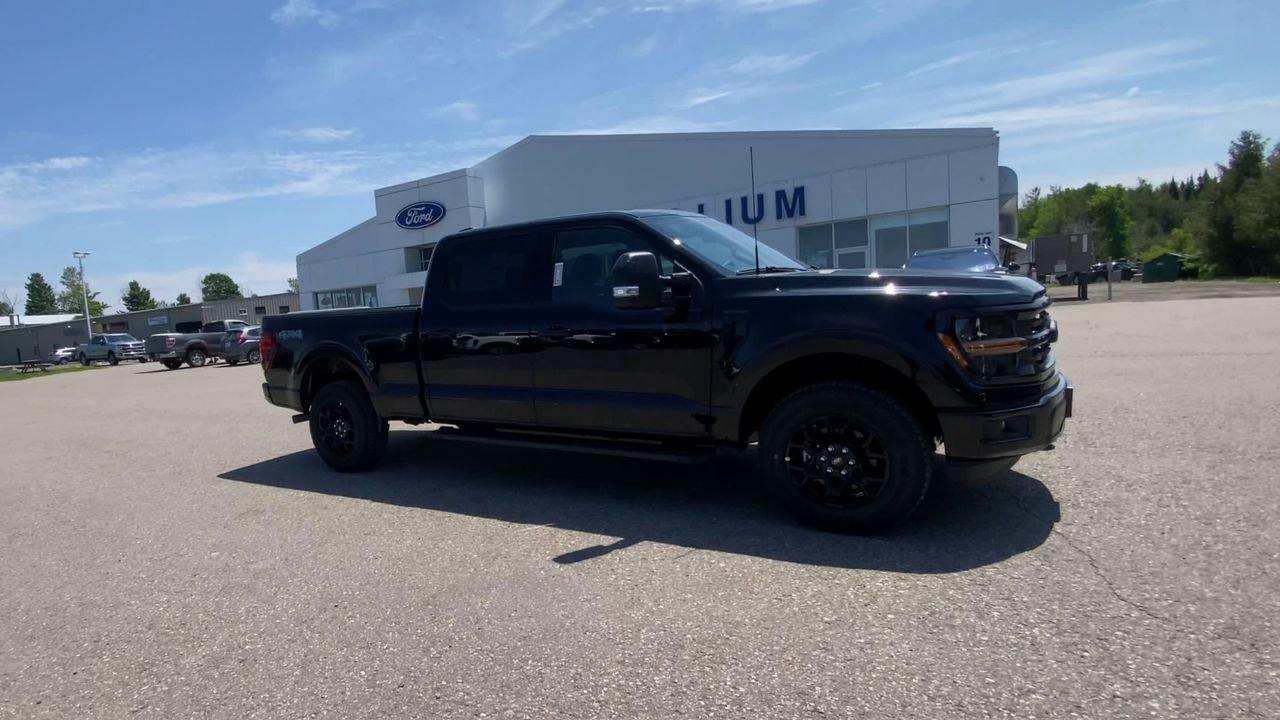 2026 Ford F-150 XLT Photo5