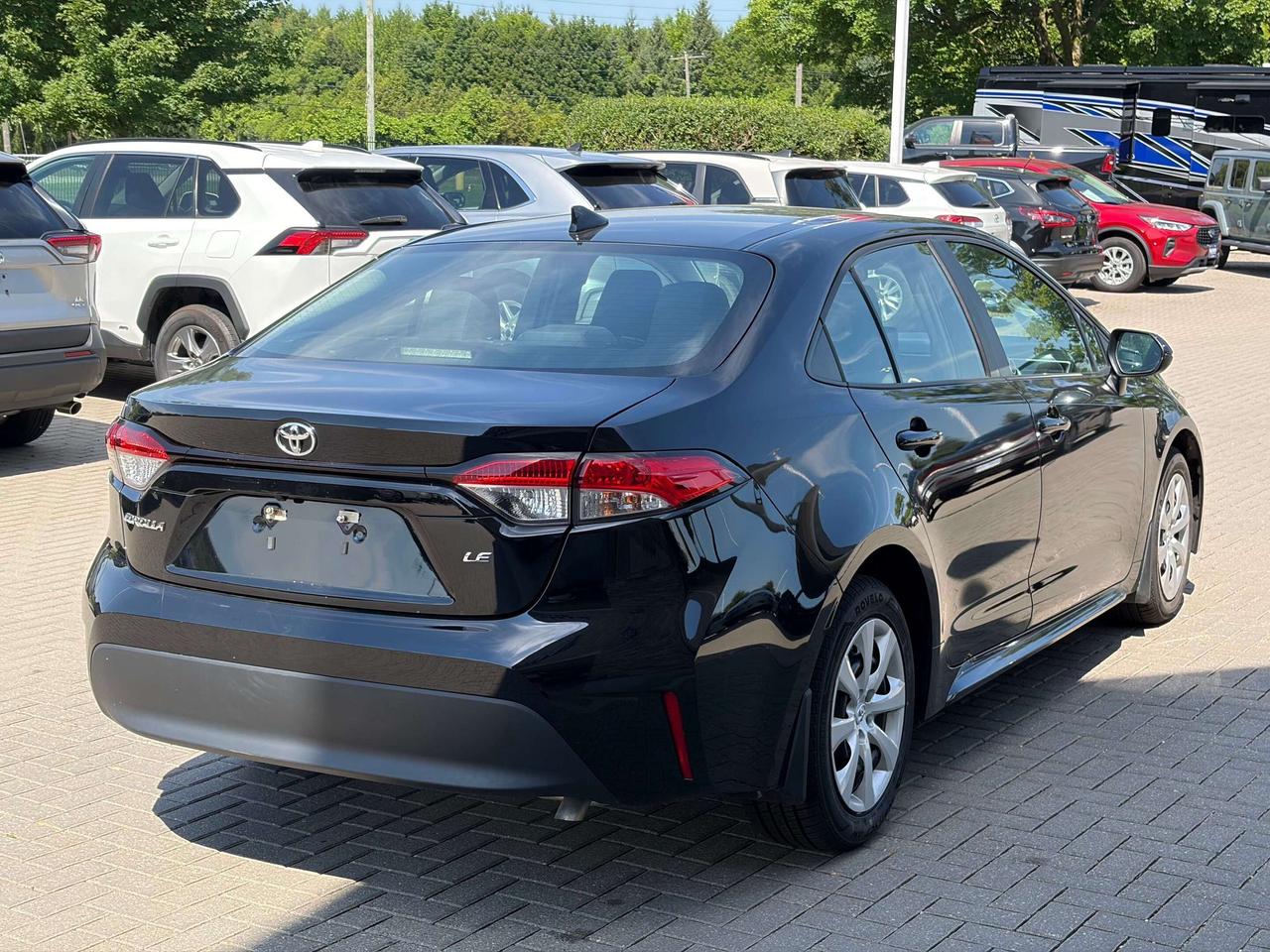 2024 Toyota Corolla LE   Heated Seats   Blind-spot   Lane Departure Photo