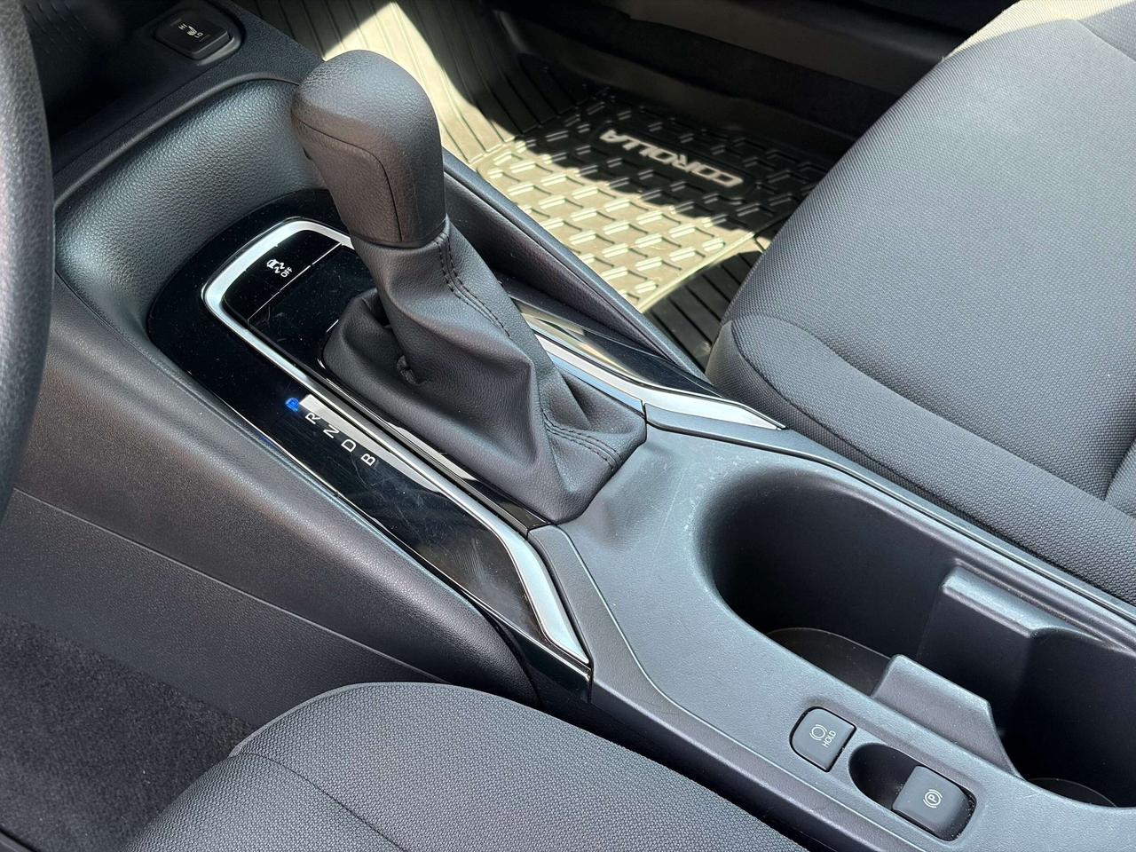 2024 Toyota Corolla LE   Heated Seats   Blind-spot   Lane Departure Photo