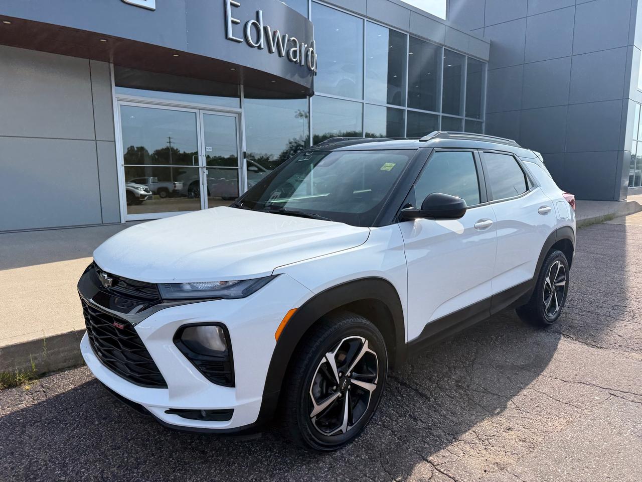 2023 Chevrolet TrailBlazer RS All-Wheel Drive Photo