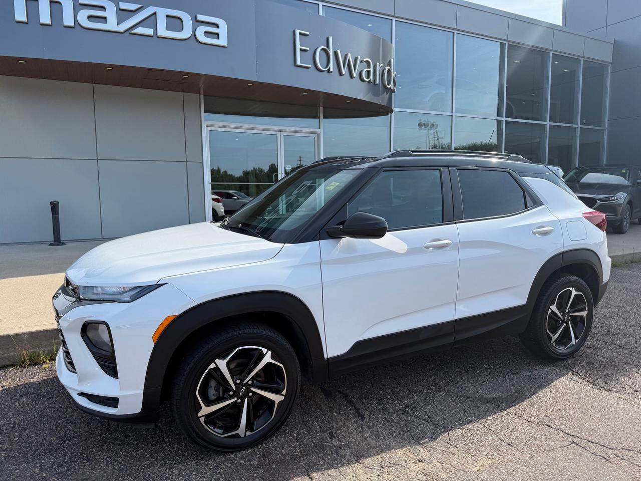 2023 Chevrolet TrailBlazer RS All-Wheel Drive Photo