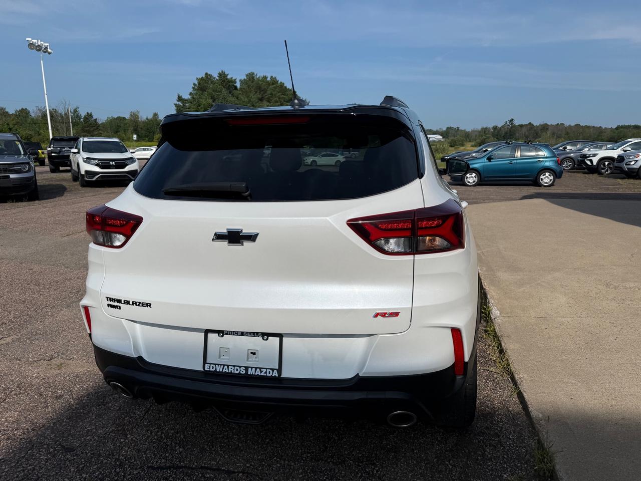 2023 Chevrolet TrailBlazer RS All-Wheel Drive Photo