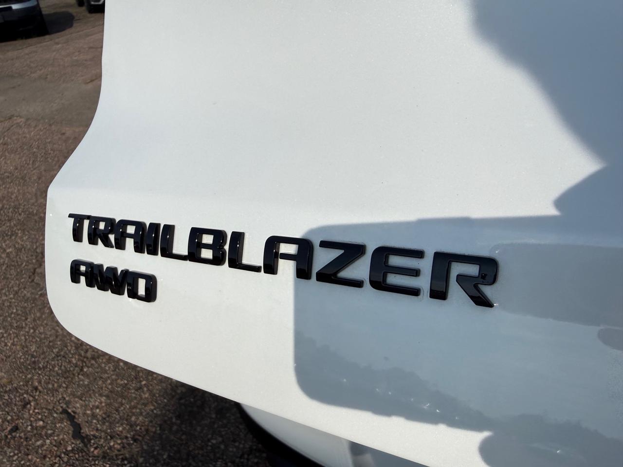 2023 Chevrolet TrailBlazer RS All-Wheel Drive Photo