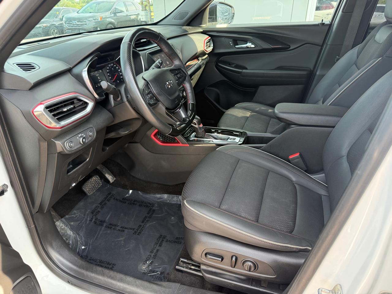 2023 Chevrolet TrailBlazer RS All-Wheel Drive Photo
