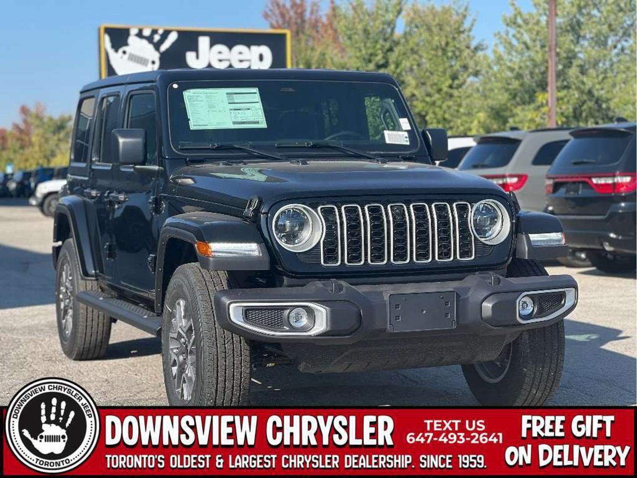 2025 Jeep Wrangler Sahara w/Technology Group, Tubular Steps Photo