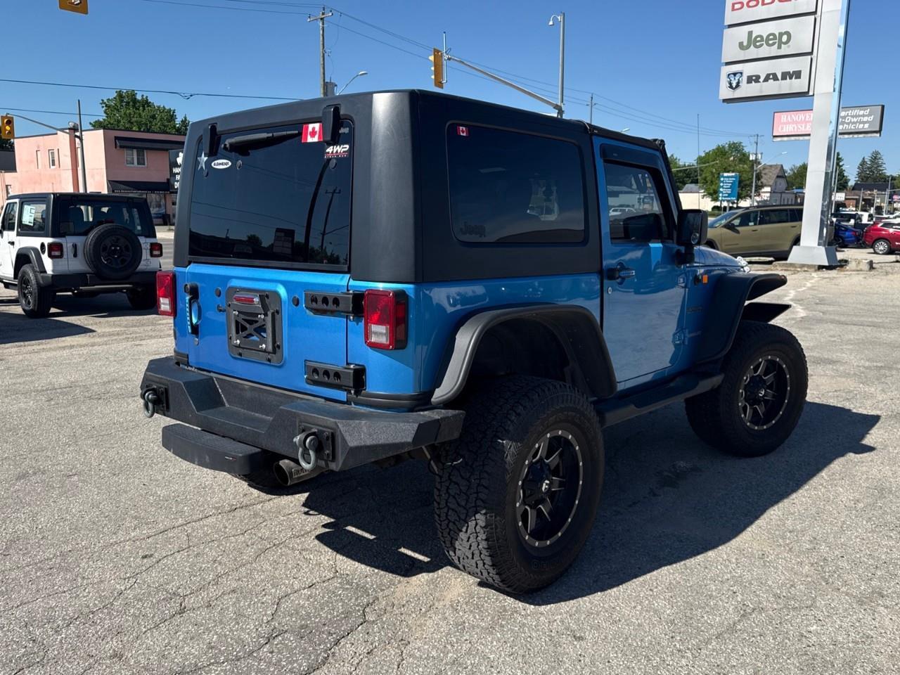 2010 Jeep Wrangler 4WD 2dr Islander *Ltd Avail* Photo