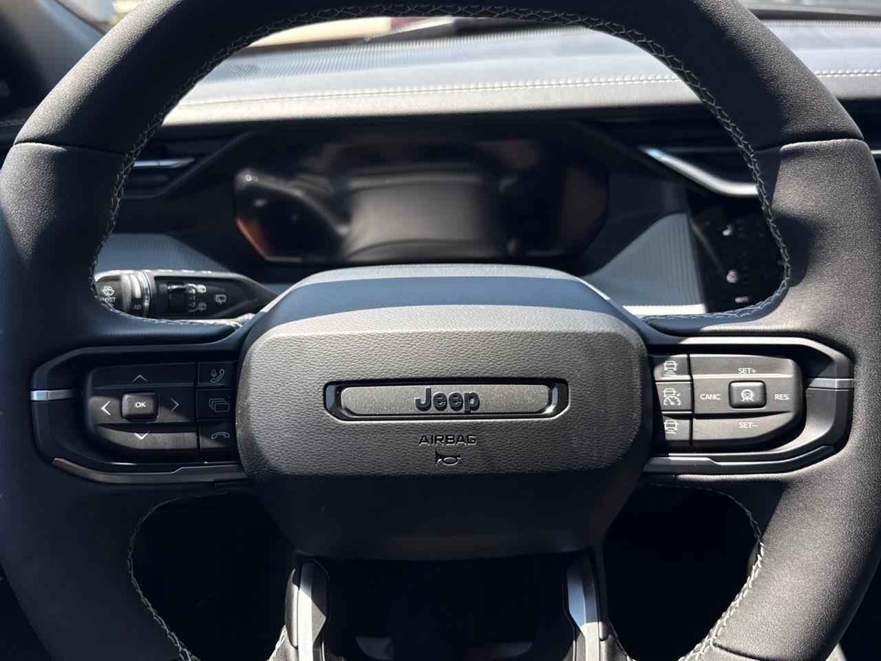 2026 Jeep Cherokee Limited 4X4 Photo