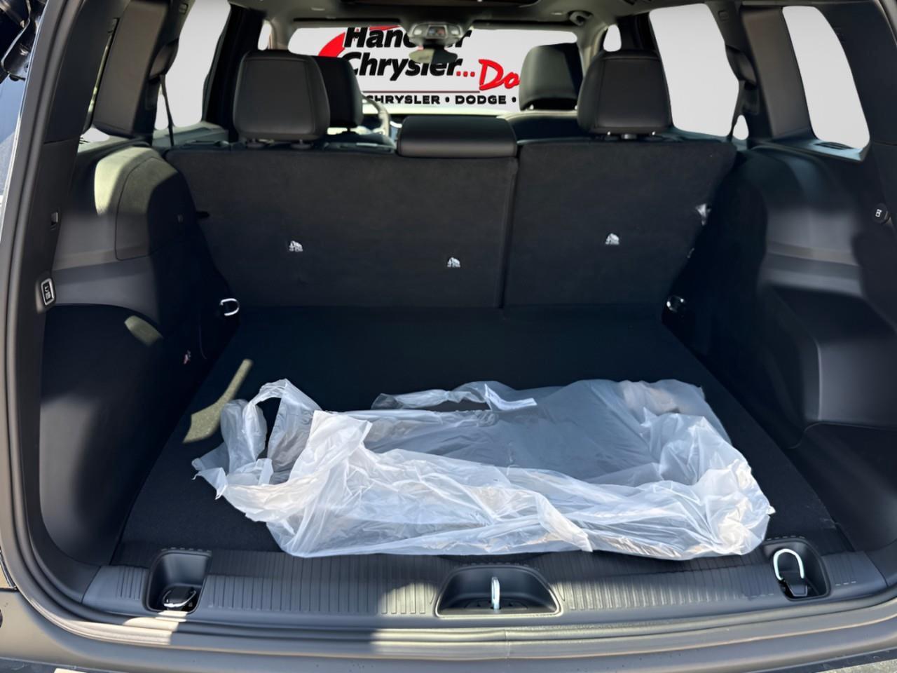 2026 Jeep Cherokee Limited 4X4 Photo