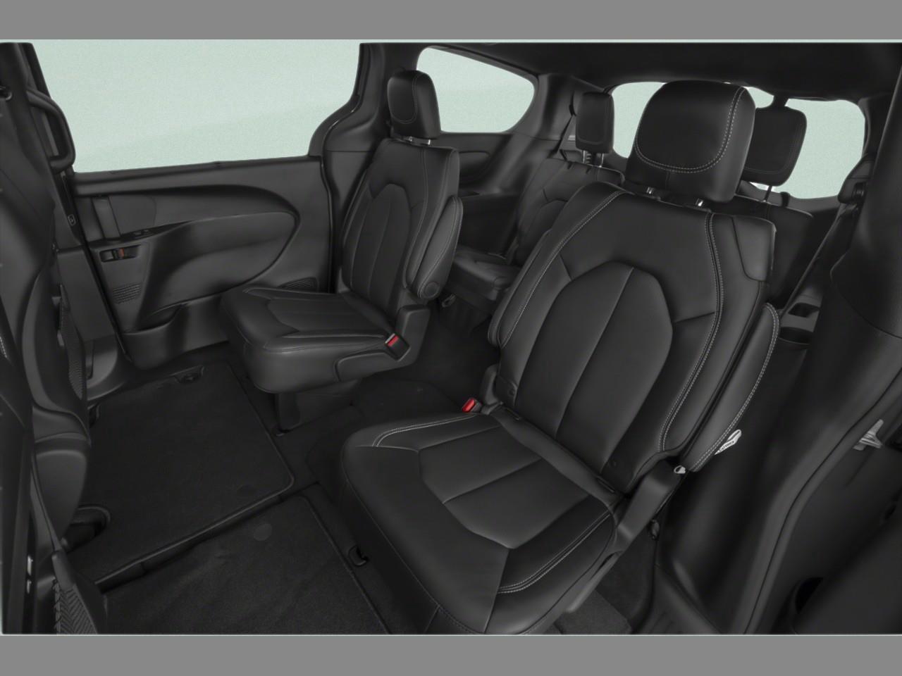2026 Chrysler Pacifica Select AWD Photo