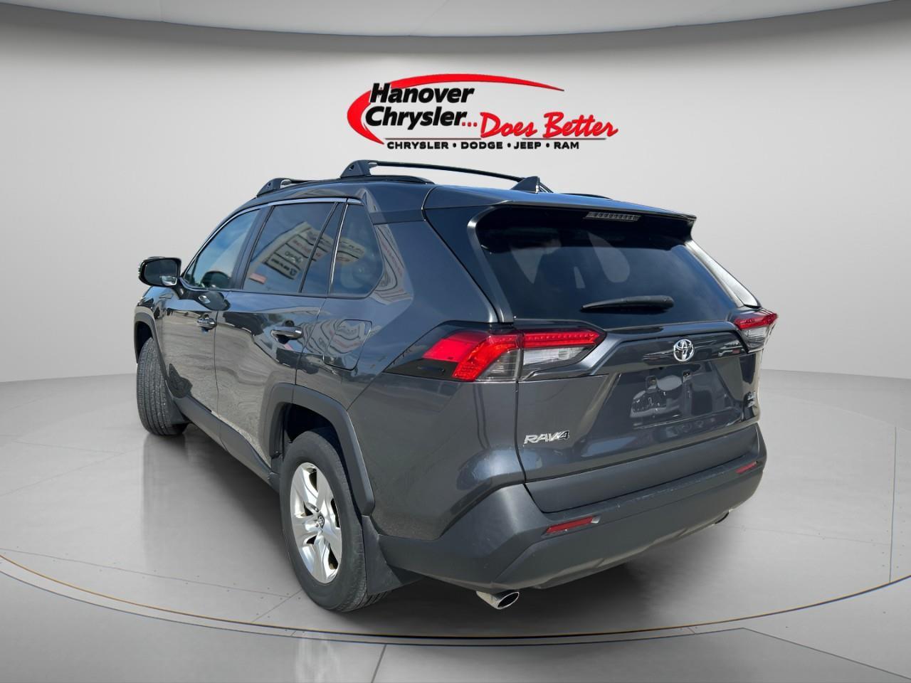 2021 Toyota RAV4 XLE AWD Photo