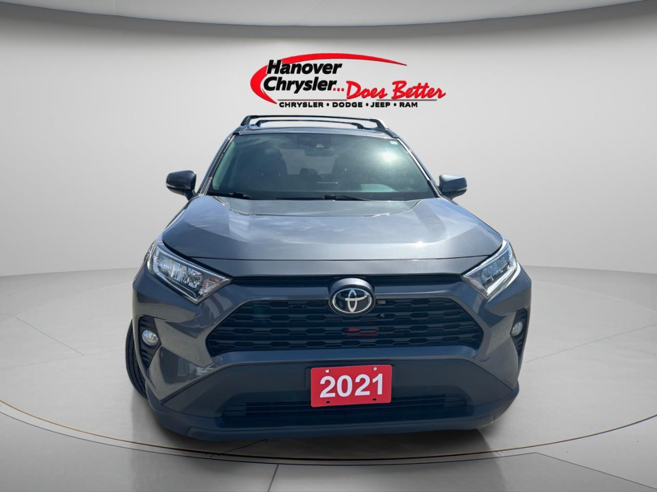 2021 Toyota RAV4 XLE AWD Photo