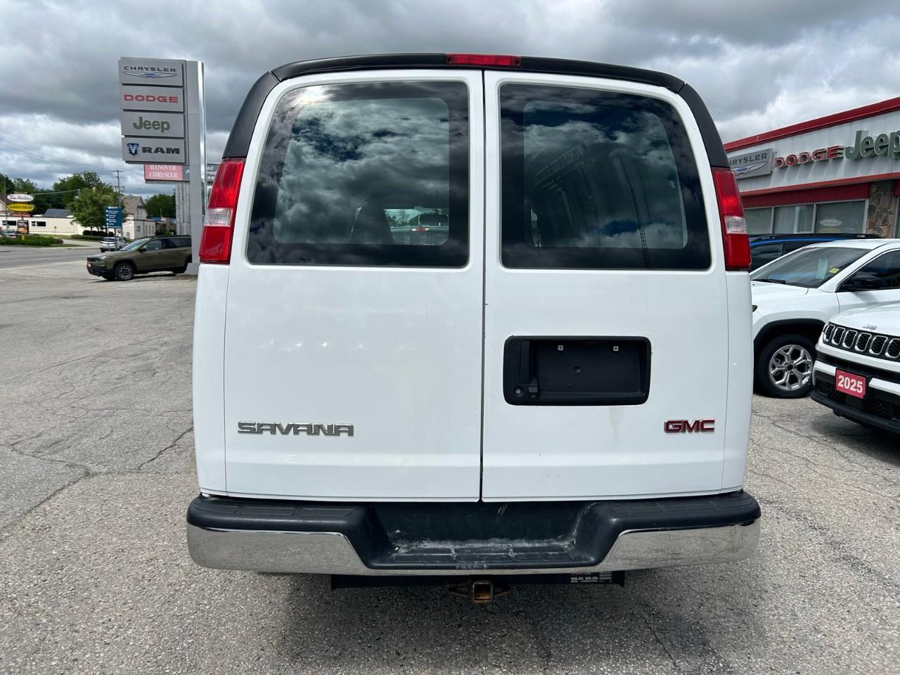 2020 GMC Savana Cargo Van 2500 Regular Wheelbase Rear-Wheel Drive Photo