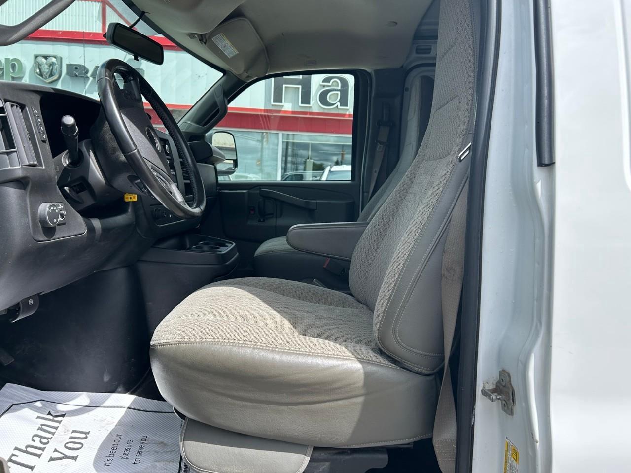 2020 GMC Savana Cargo Van 2500 Regular Wheelbase Rear-Wheel Drive Photo