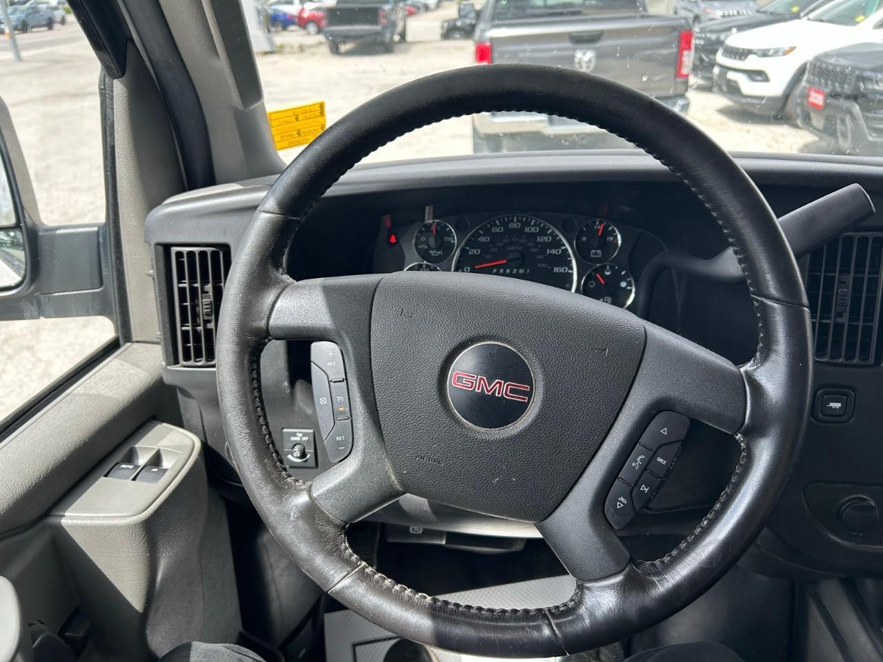 2020 GMC Savana Cargo Van 2500 Regular Wheelbase Rear-Wheel Drive Photo