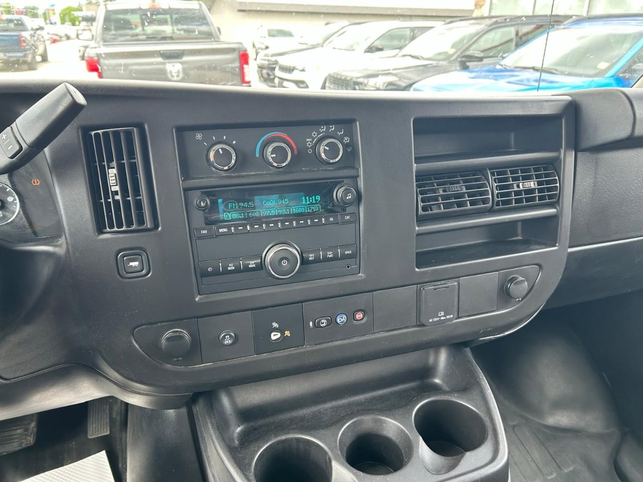 2020 GMC Savana Cargo Van 2500 Regular Wheelbase Rear-Wheel Drive Photo