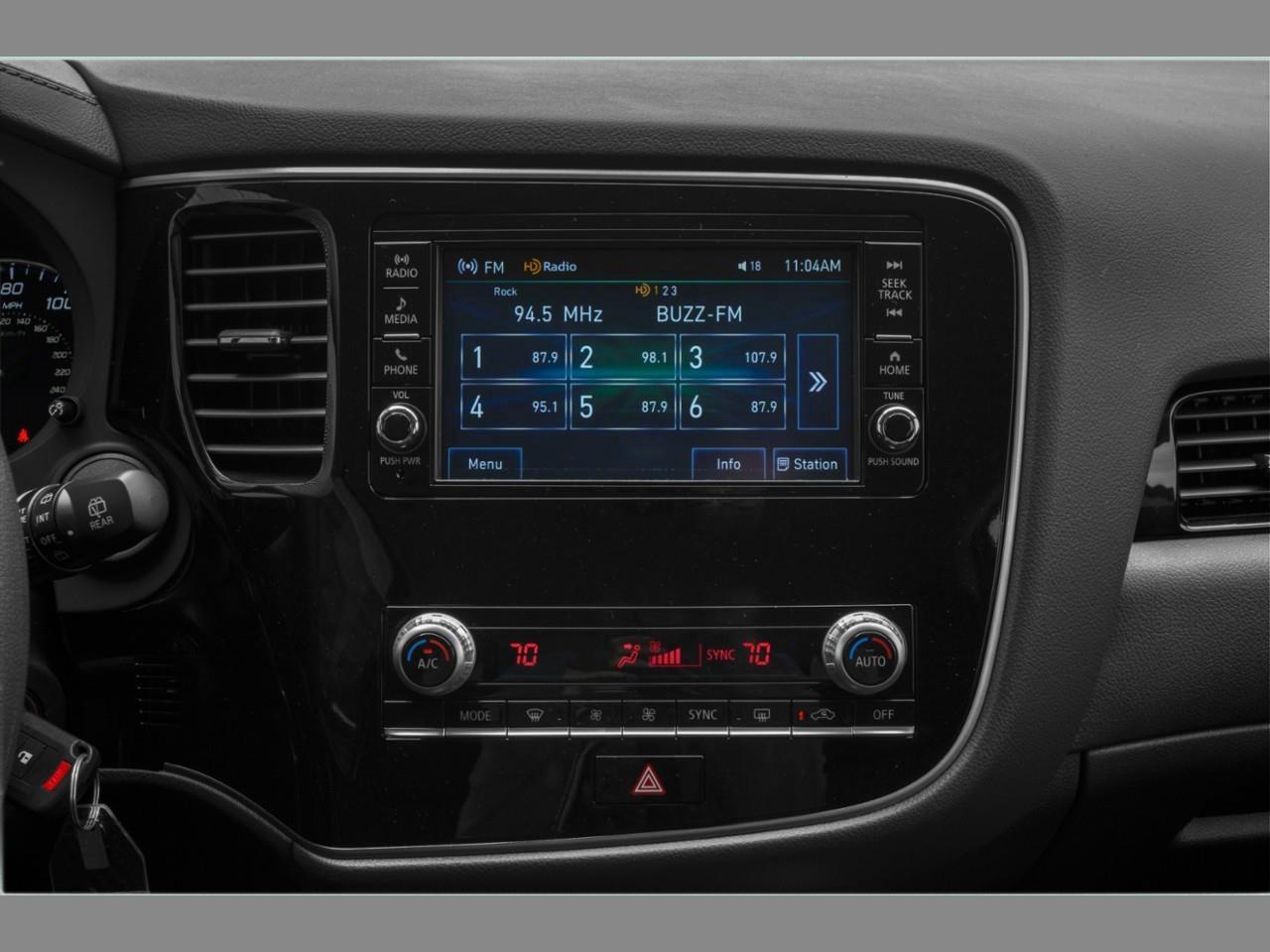 2020 Mitsubishi Outlander ES S-AWC Photo
