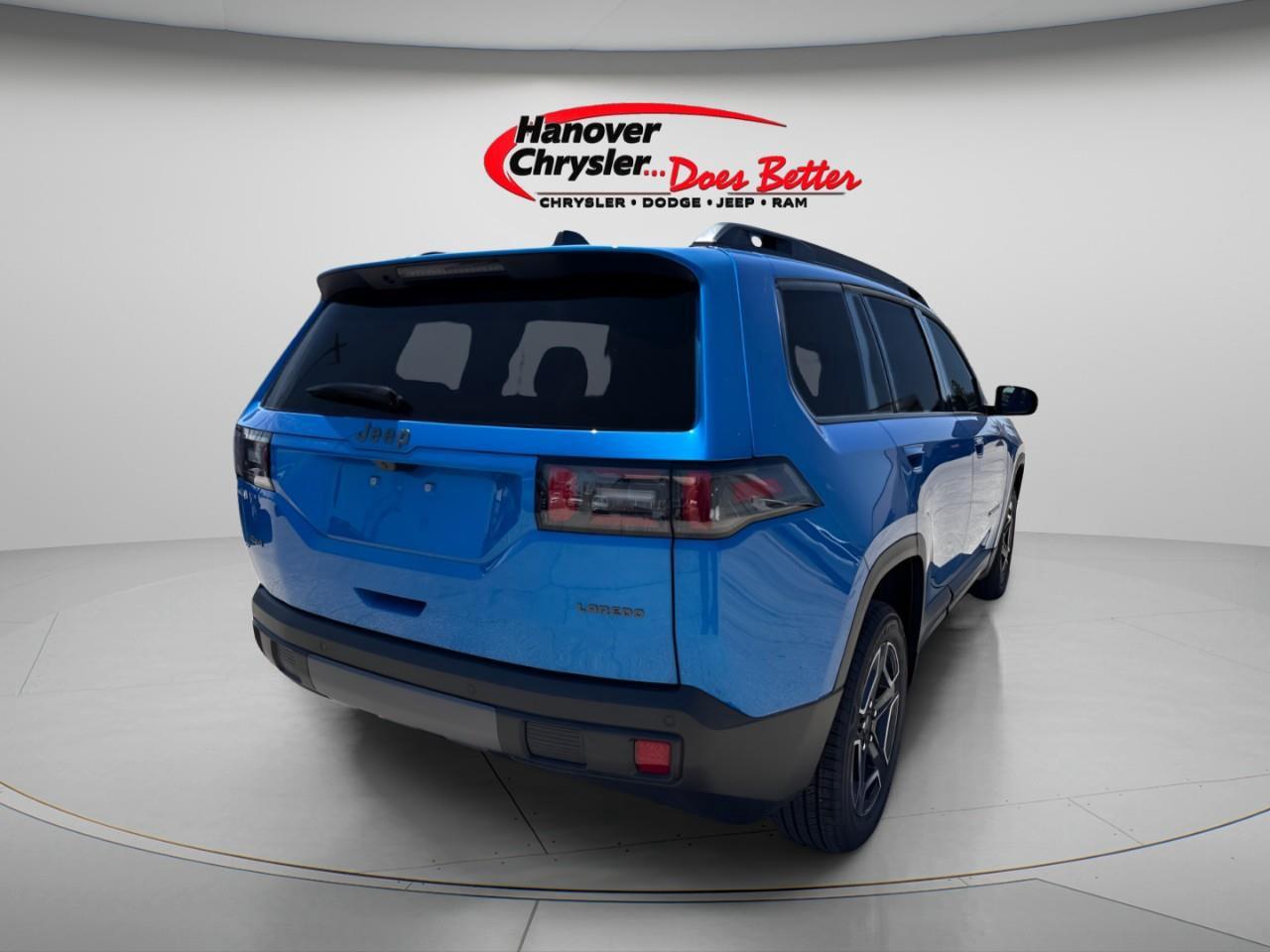 2026 Jeep Cherokee LAREDO 4x4 Photo