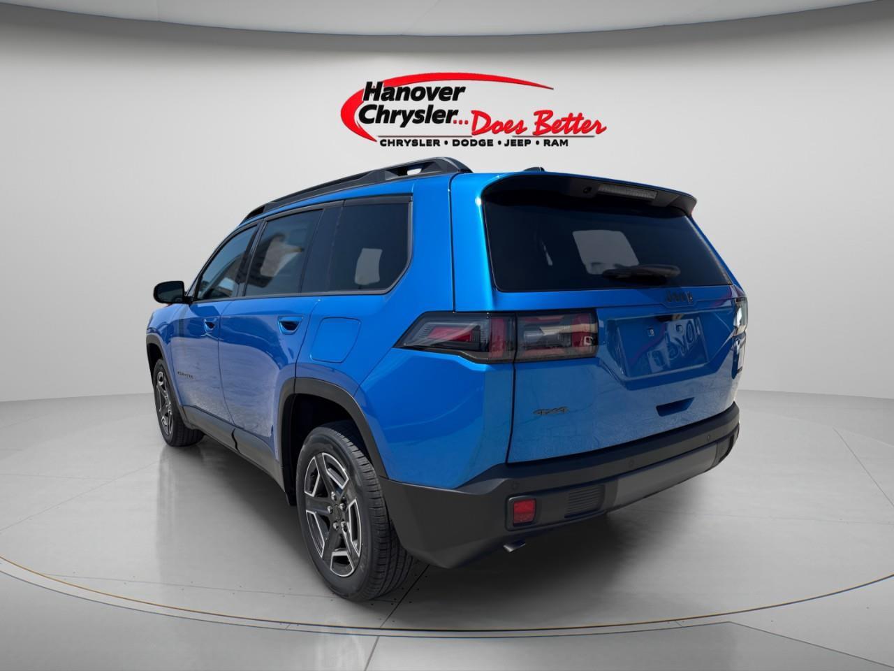 2026 Jeep Cherokee LAREDO 4x4 Photo