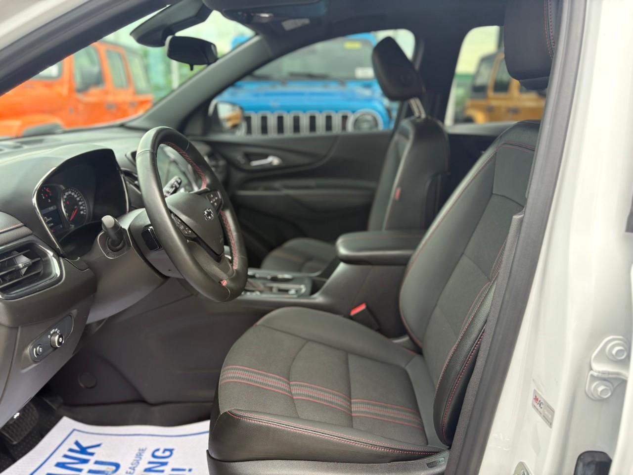 2024 Chevrolet Equinox RS 4dr All-Wheel Drive Photo