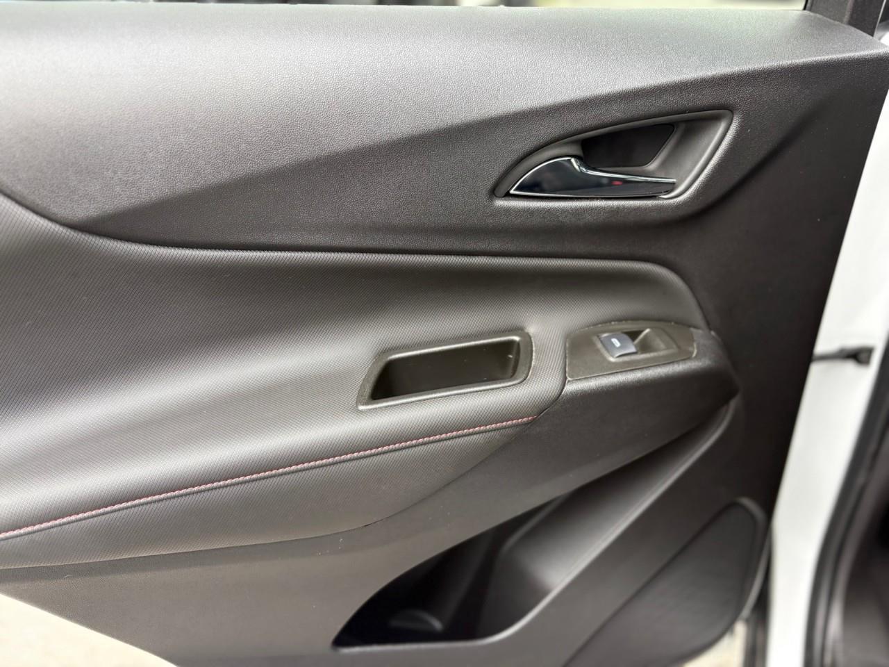 2024 Chevrolet Equinox RS 4dr All-Wheel Drive Photo