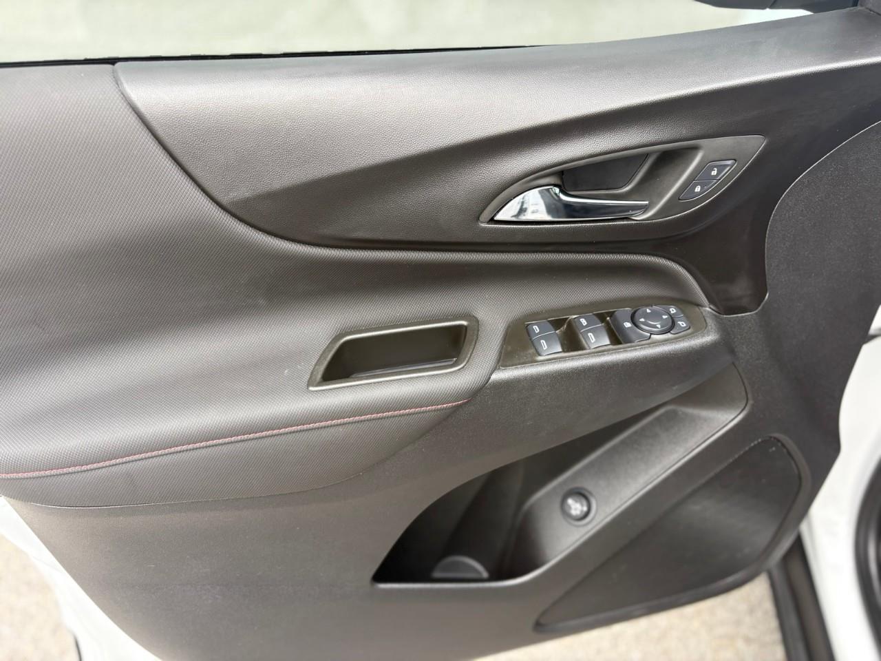 2024 Chevrolet Equinox RS 4dr All-Wheel Drive Photo