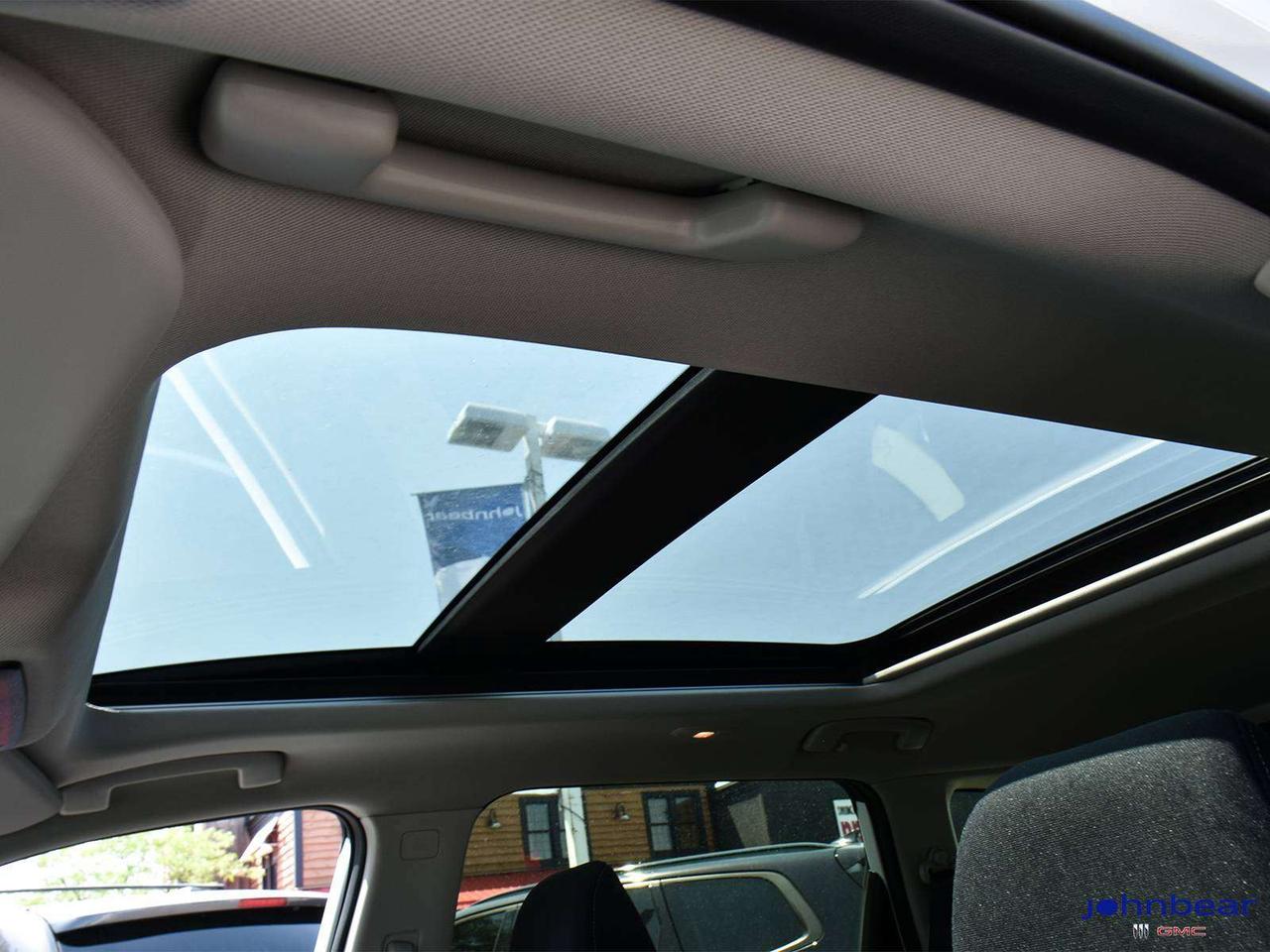 2026 Nissan Rogue SV MOONROOF Photo