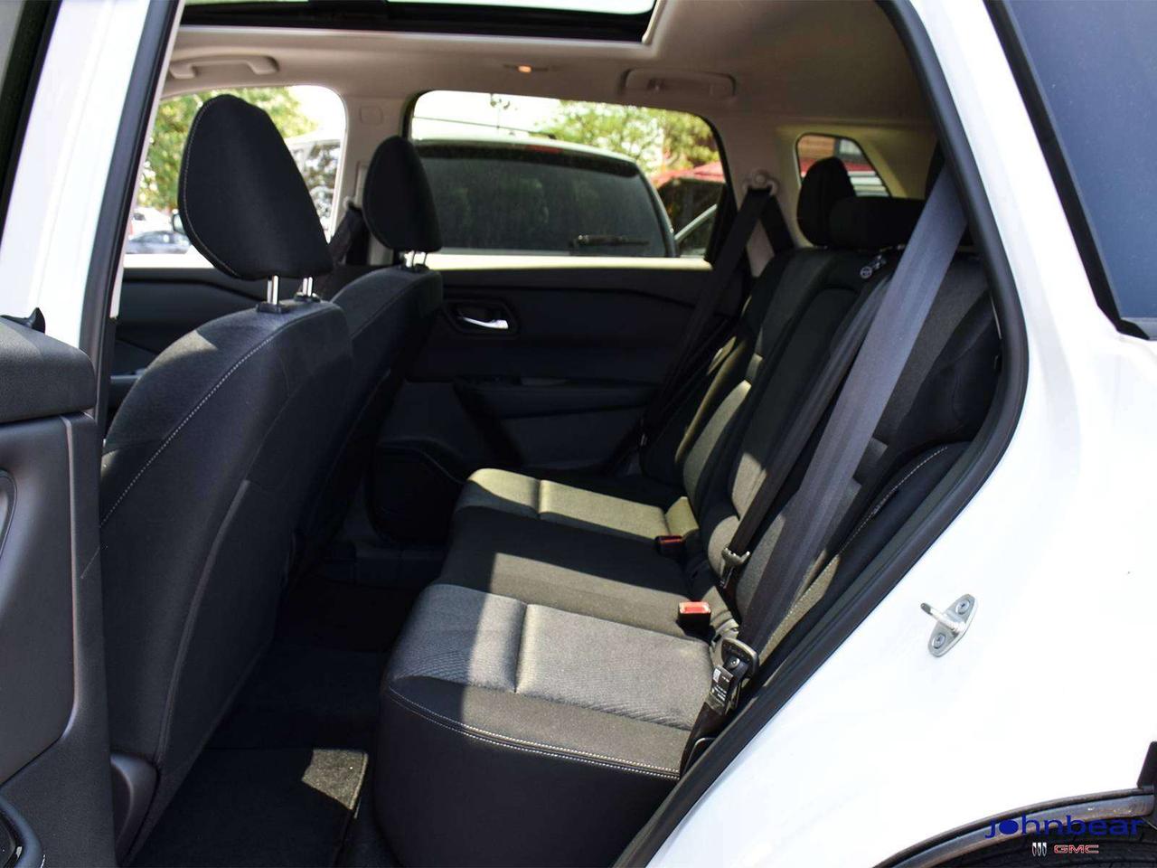 2026 Nissan Rogue SV MOONROOF Photo