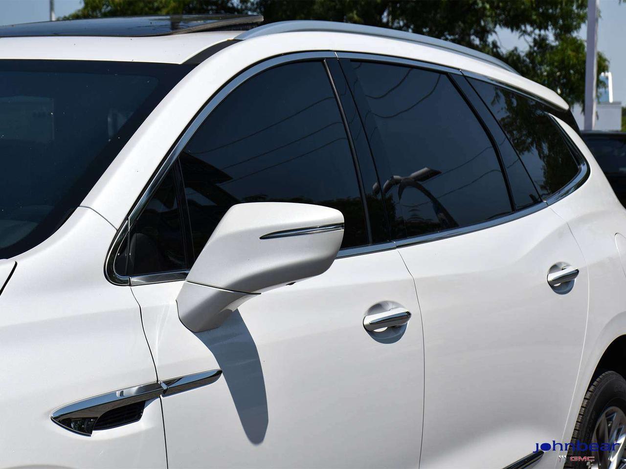 2022 Buick Enclave Avenir Photo