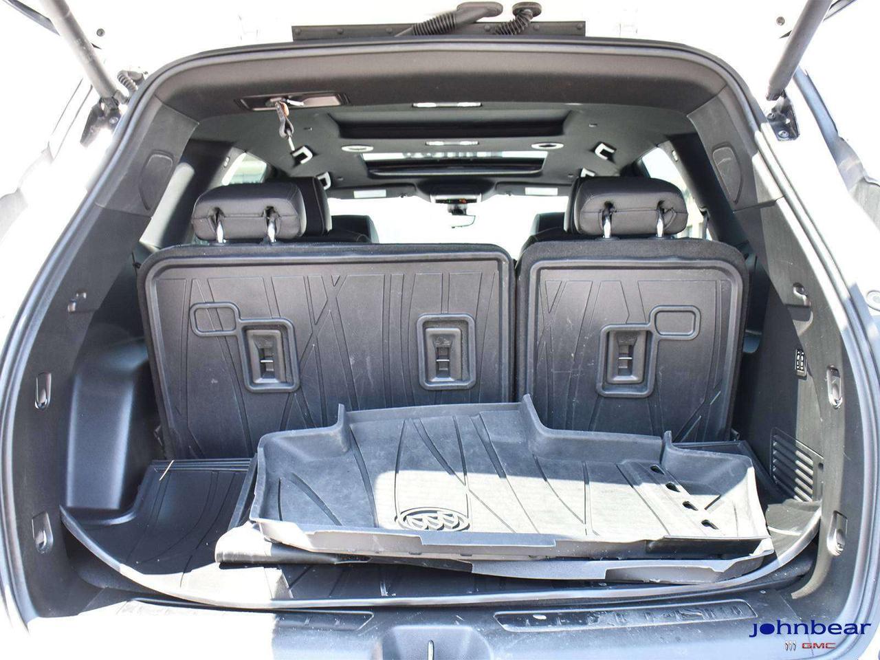 2022 Buick Enclave Avenir Photo