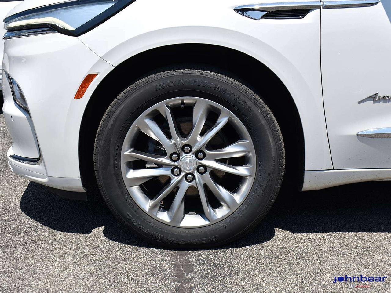 2022 Buick Enclave Avenir Photo