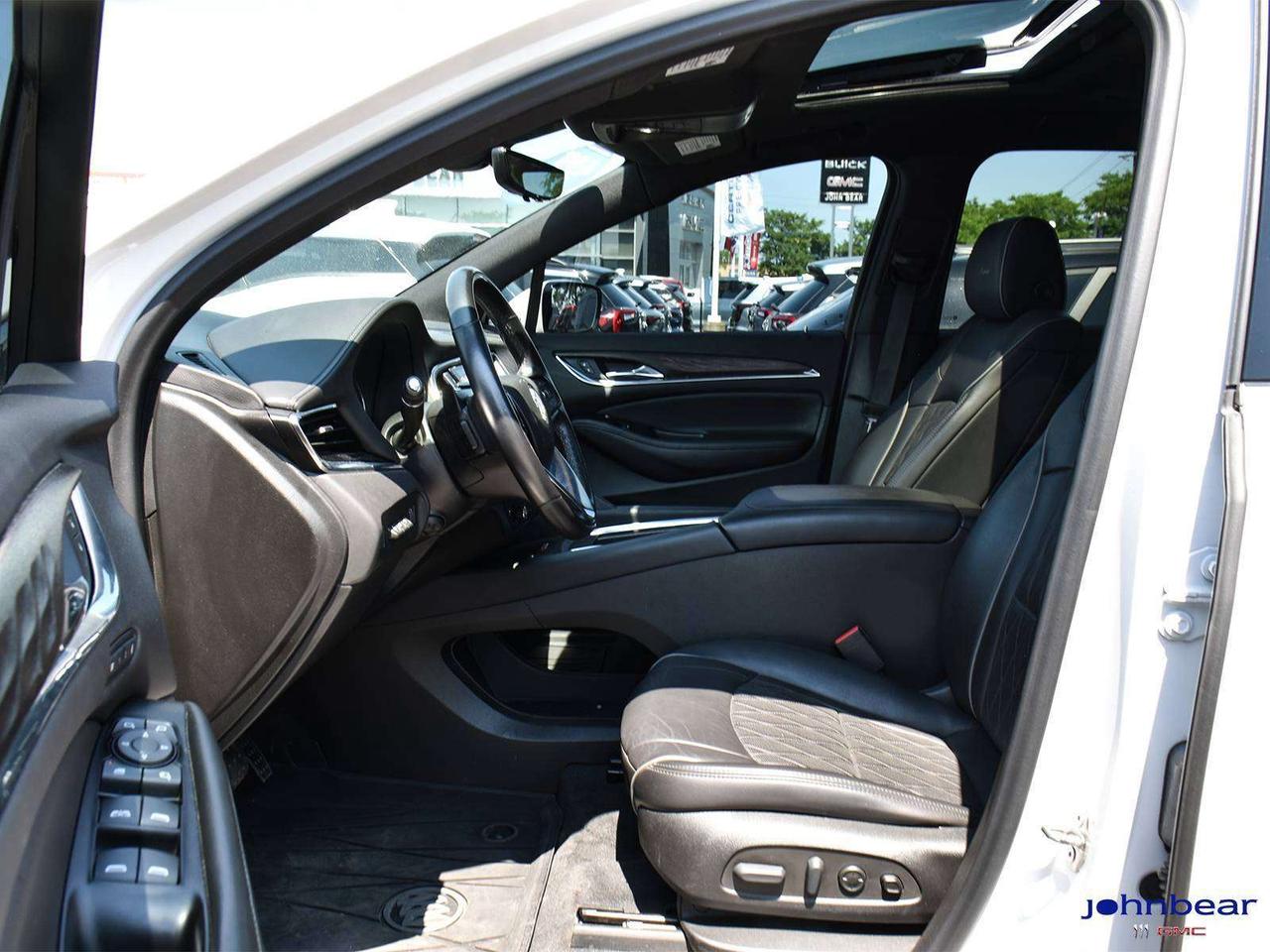 2022 Buick Enclave Avenir Photo