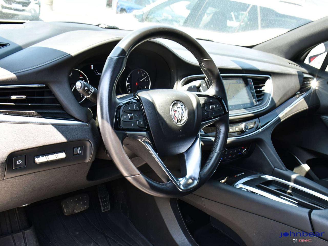 2022 Buick Enclave Avenir Photo