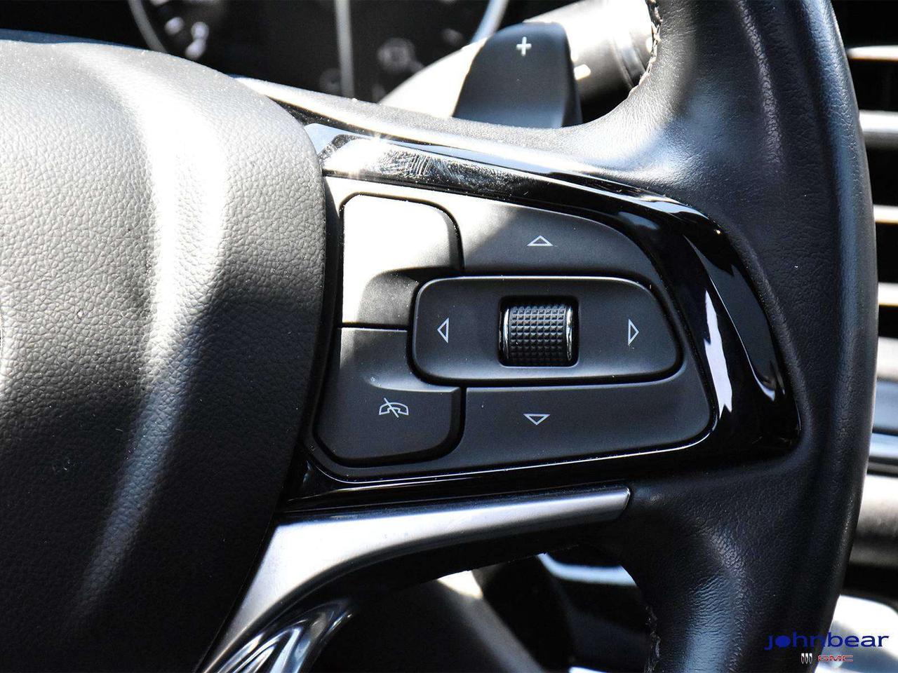 2022 Buick Enclave Avenir Photo