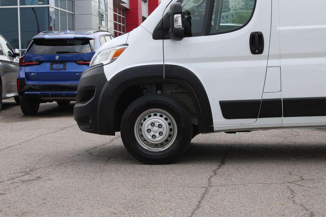 2026 RAM ProMaster 3500 High  SiriusXM ReverseCamera AppleCarPlay Photo
