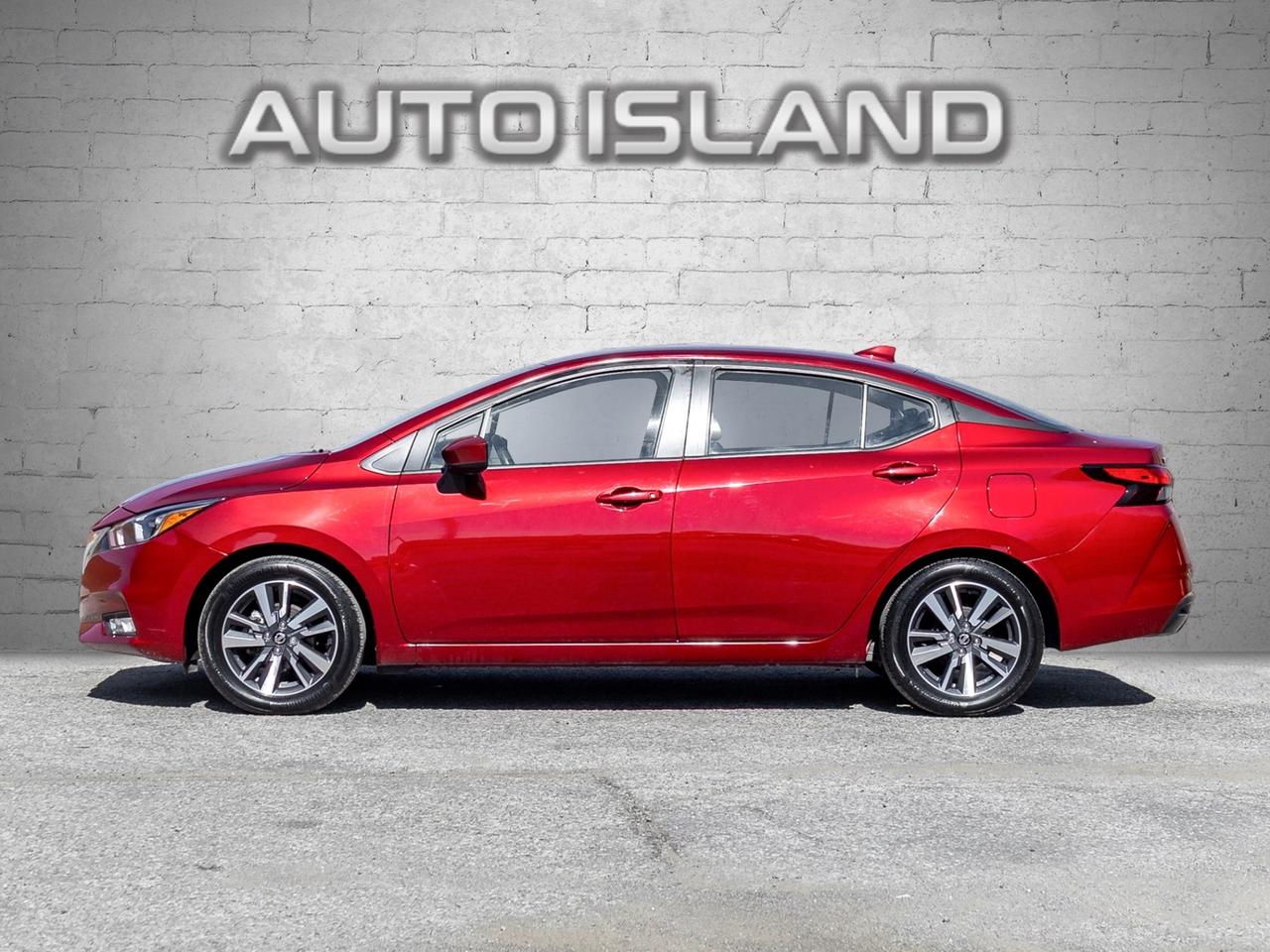 2022 Nissan Versa SV CVT, Camera Photo