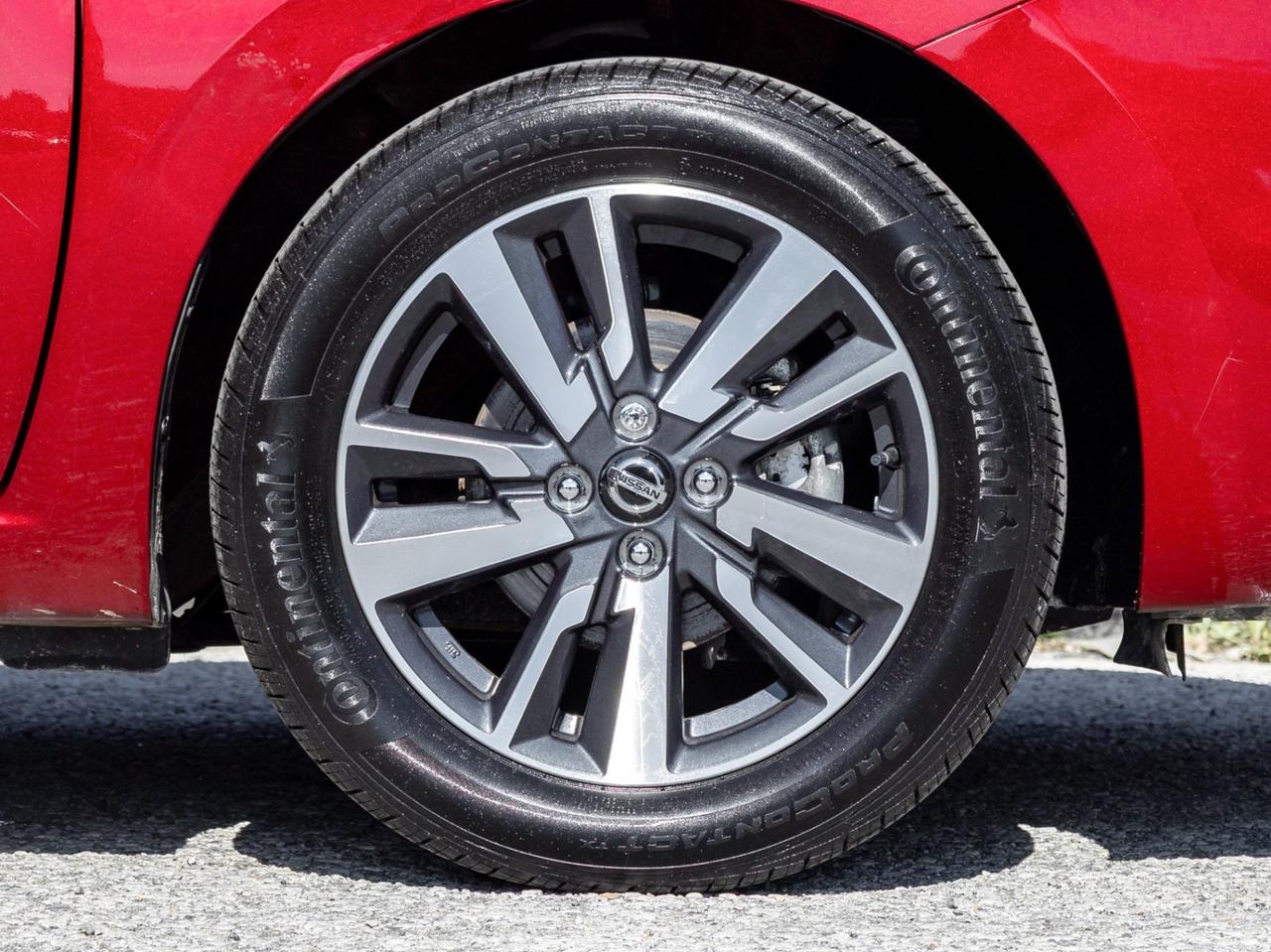 2022 Nissan Versa SV CVT, Camera Photo
