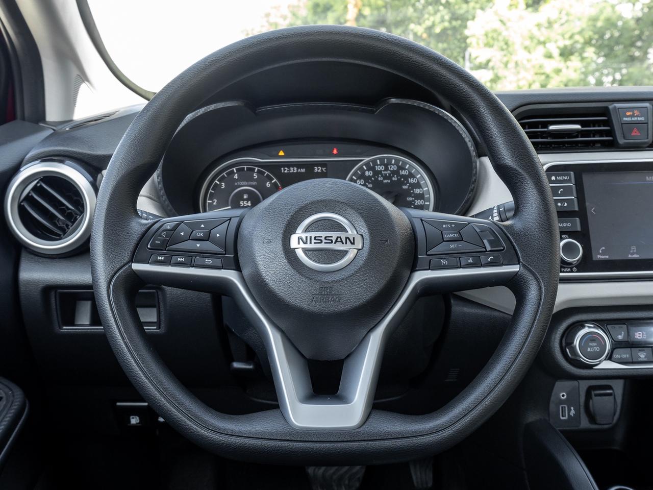 2022 Nissan Versa SV CVT, Camera Photo