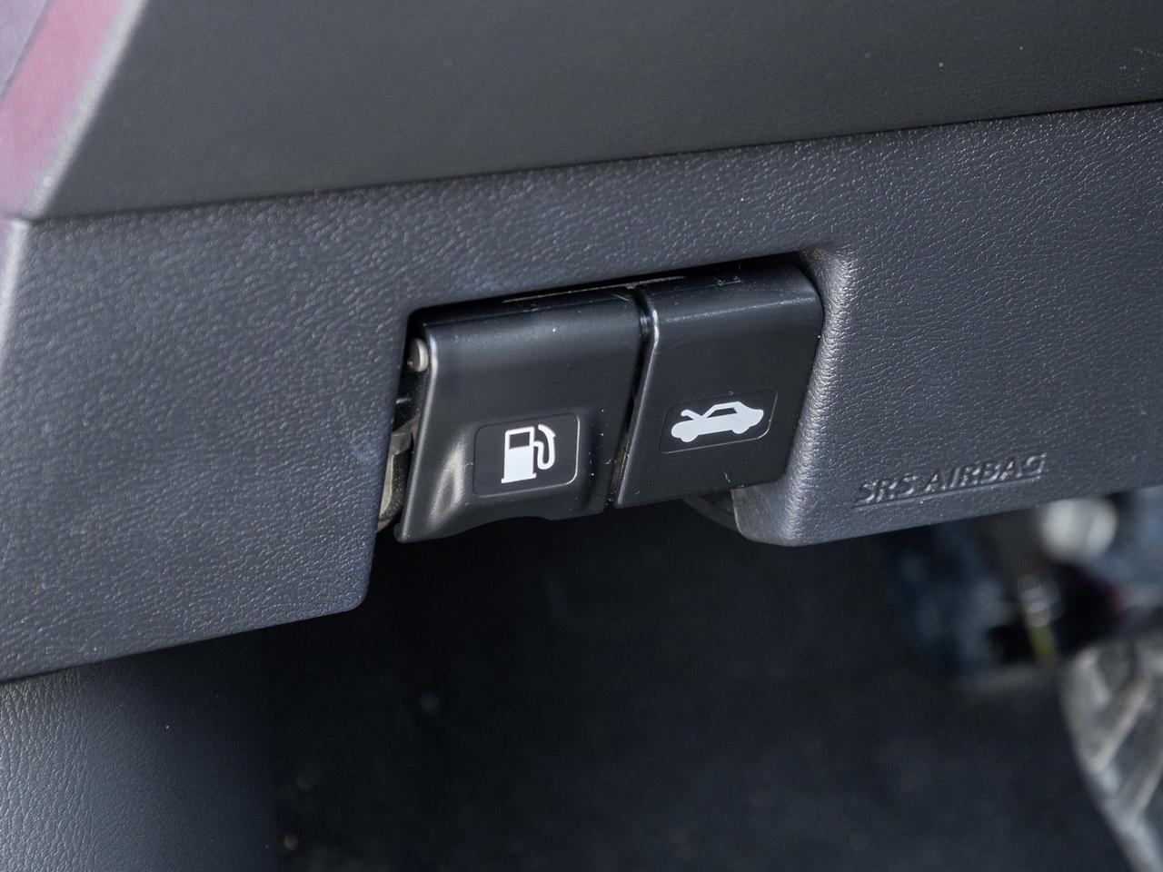 2022 Nissan Versa SV CVT, Camera Photo