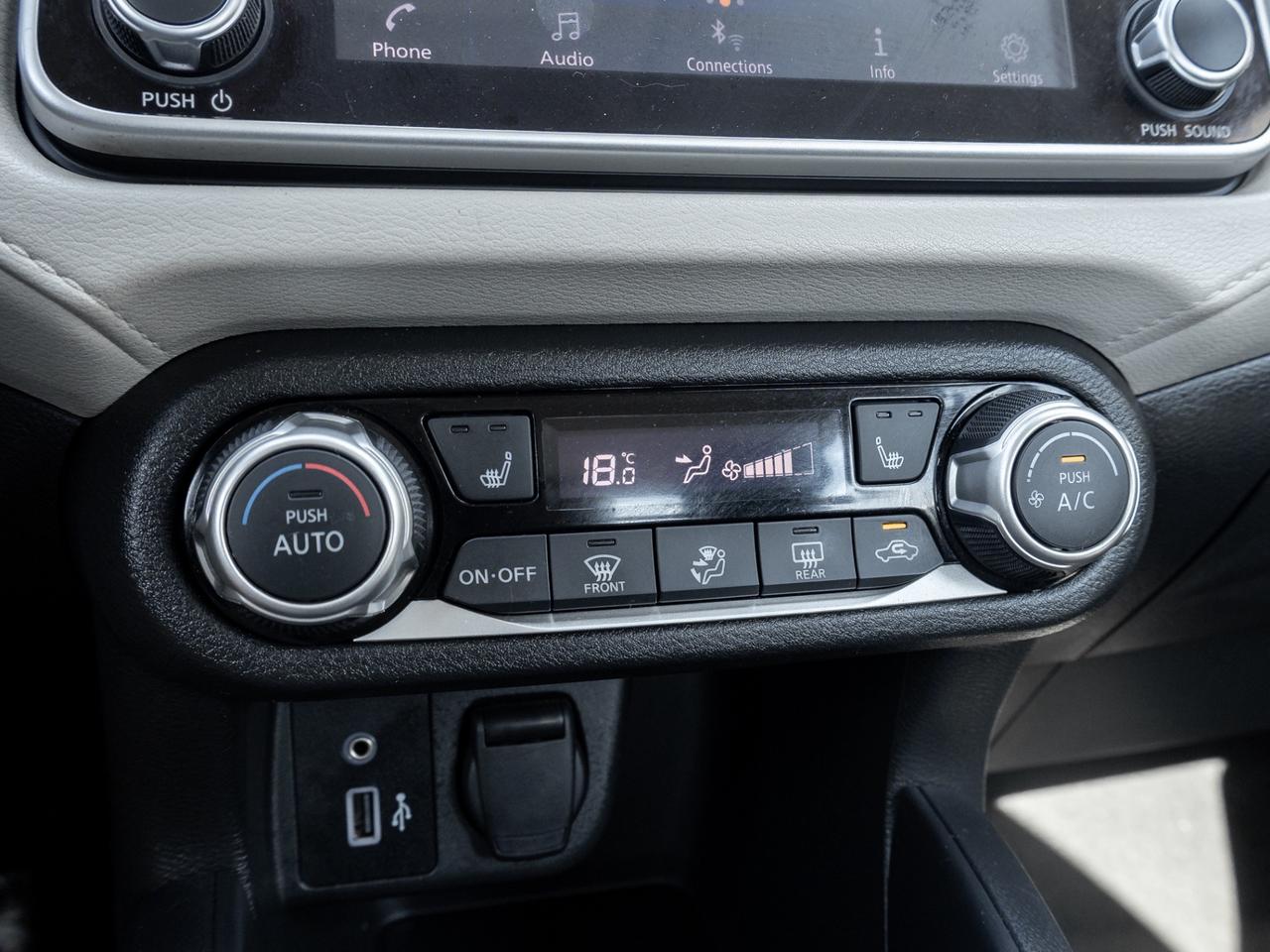 2022 Nissan Versa SV CVT, Camera Photo