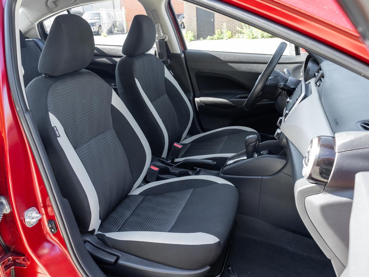 2022 Nissan Versa SV CVT, Camera Photo