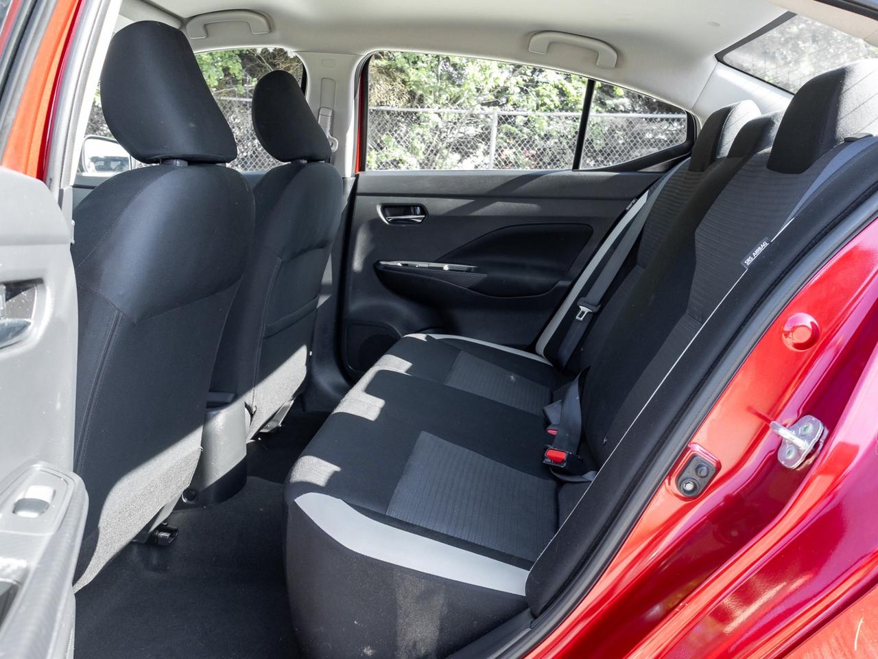 2022 Nissan Versa SV CVT, Camera Photo