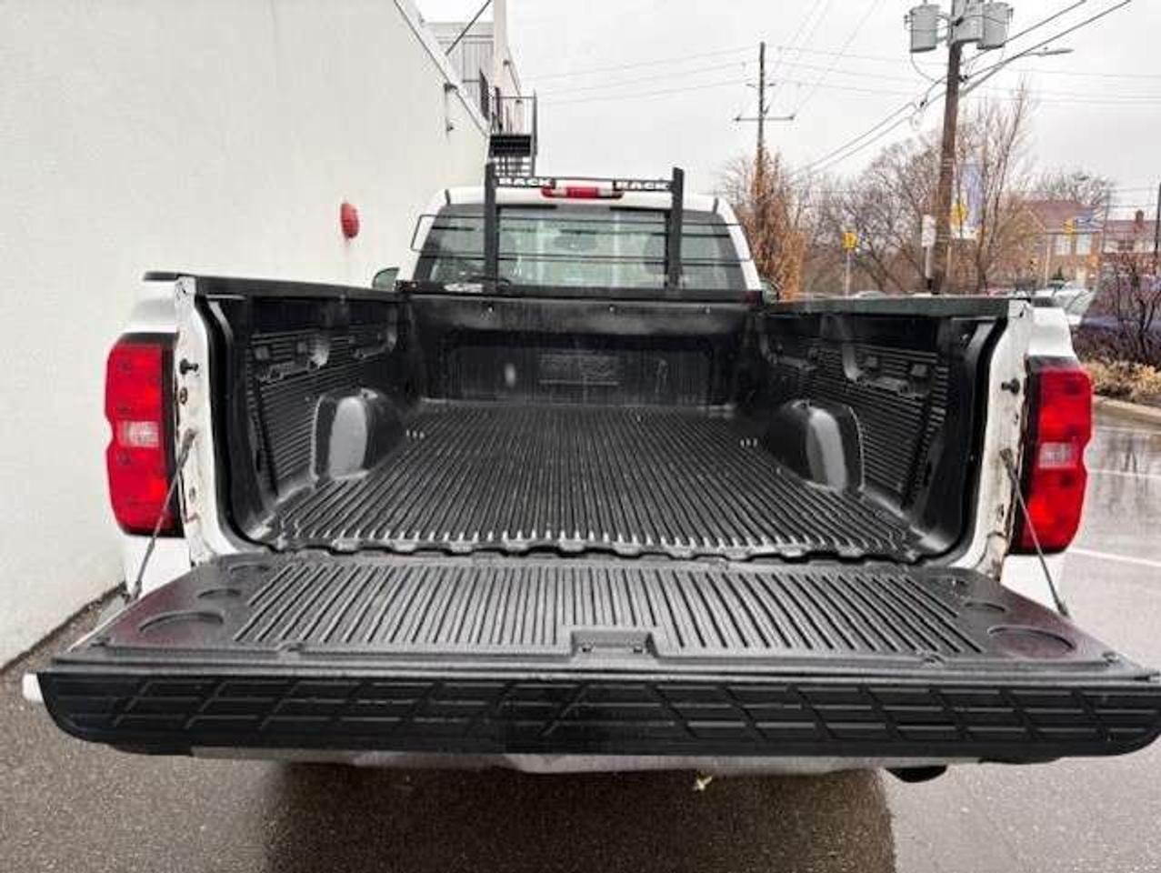 2011 Chevrolet Silverado 2500 4WD REGULAR CAB-LONG BOX-ONLY 80,000KM-1 OWNER! Photo