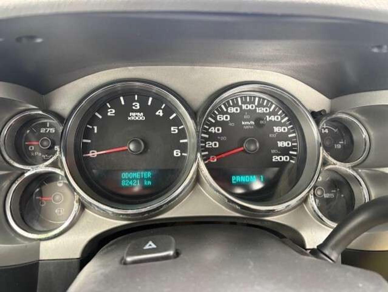 2011 Chevrolet Silverado 2500 4WD REGULAR CAB-LONG BOX-ONLY 80,000KM-1 OWNER! Photo