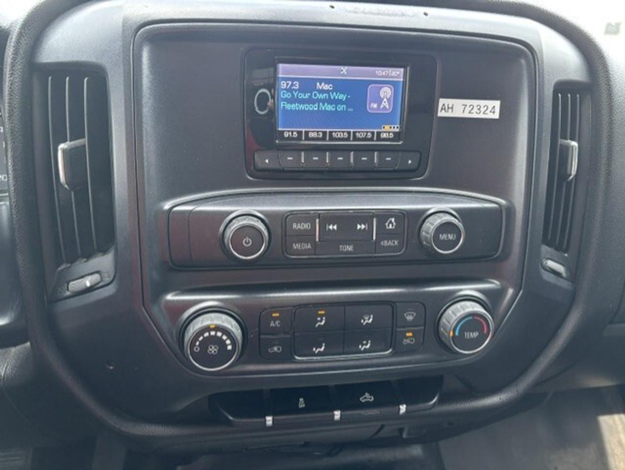 2014 Chevrolet Silverado 1500 V6 DOUBLE CAB-TOW PKG-POWER INVERTER-1 OWNER-CERT! Photo