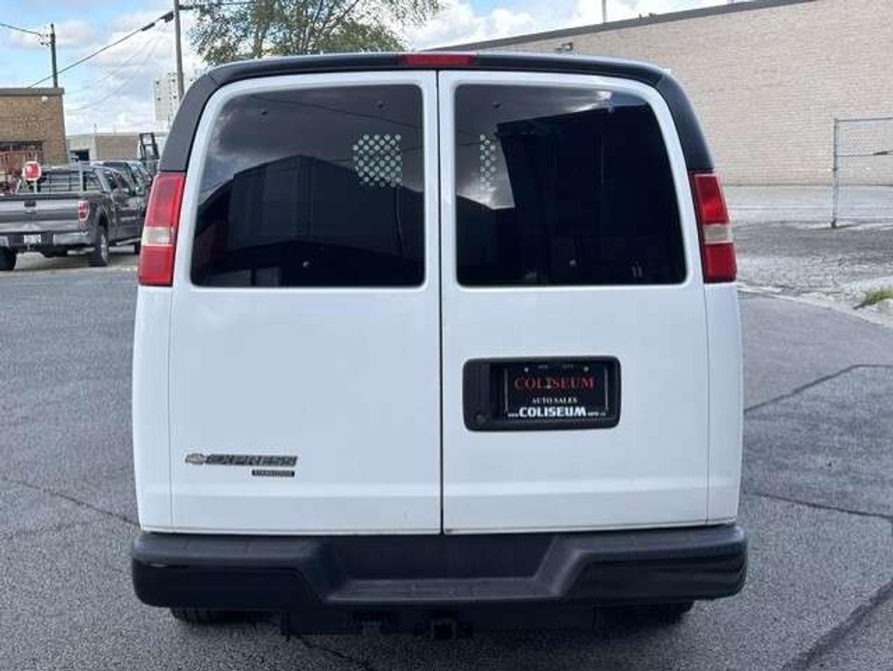 2013 Chevrolet Express 2500 2500 **ONLY 45,000KM-1 OWNER-DOUBLE DOORS-LOADED** Photo