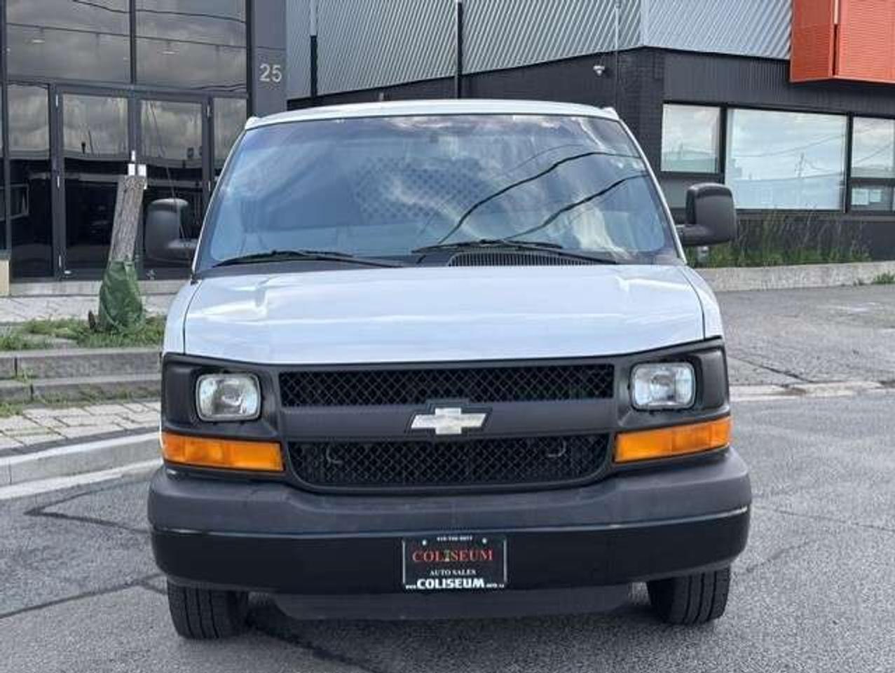 2013 Chevrolet Express 2500 2500 **ONLY 45,000KM-1 OWNER-DOUBLE DOORS-LOADED** Photo