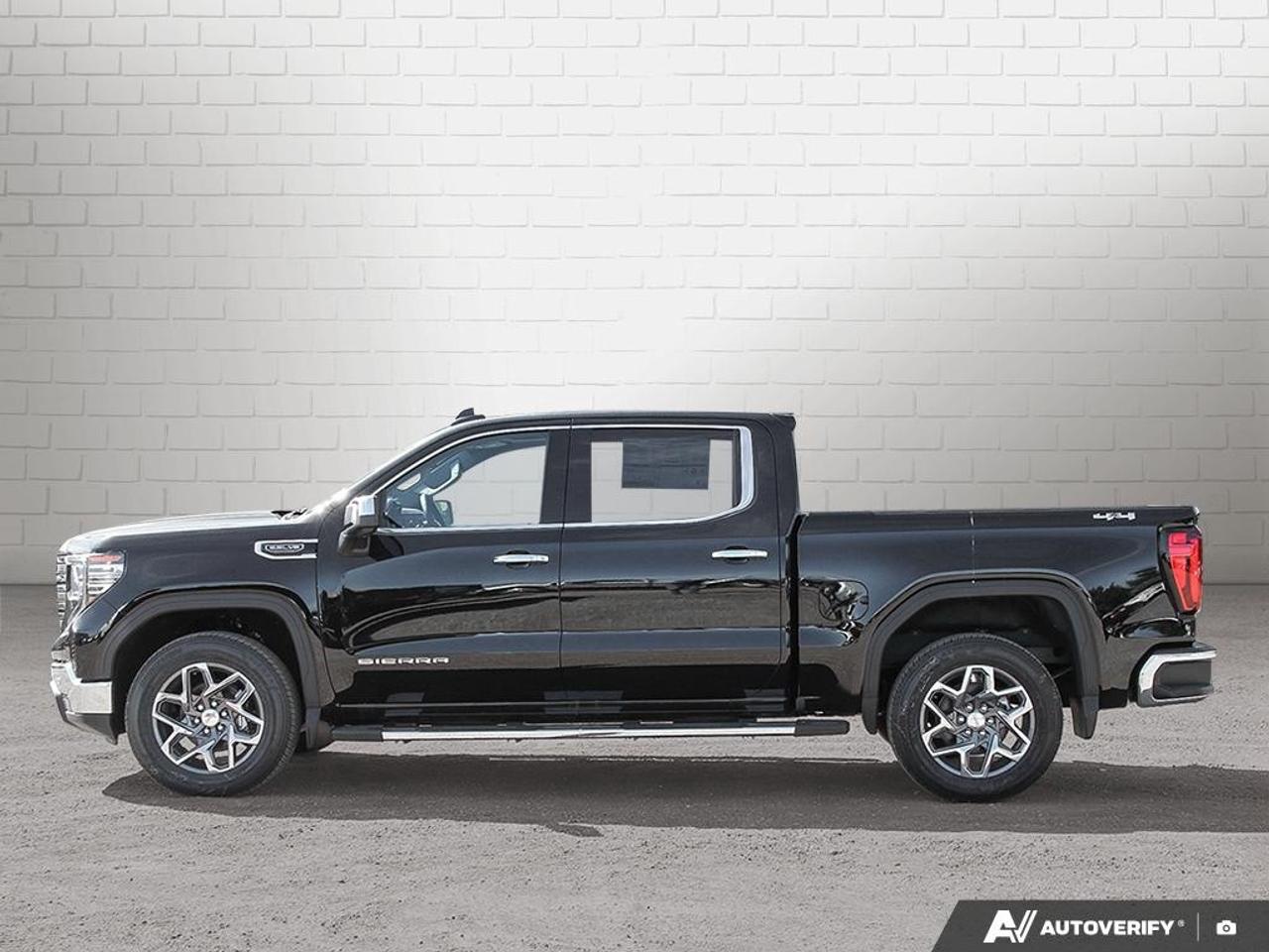 2026 GMC Sierra 1500 Crew Cab Short Box 4-Wheel Drive SLT Photo5
