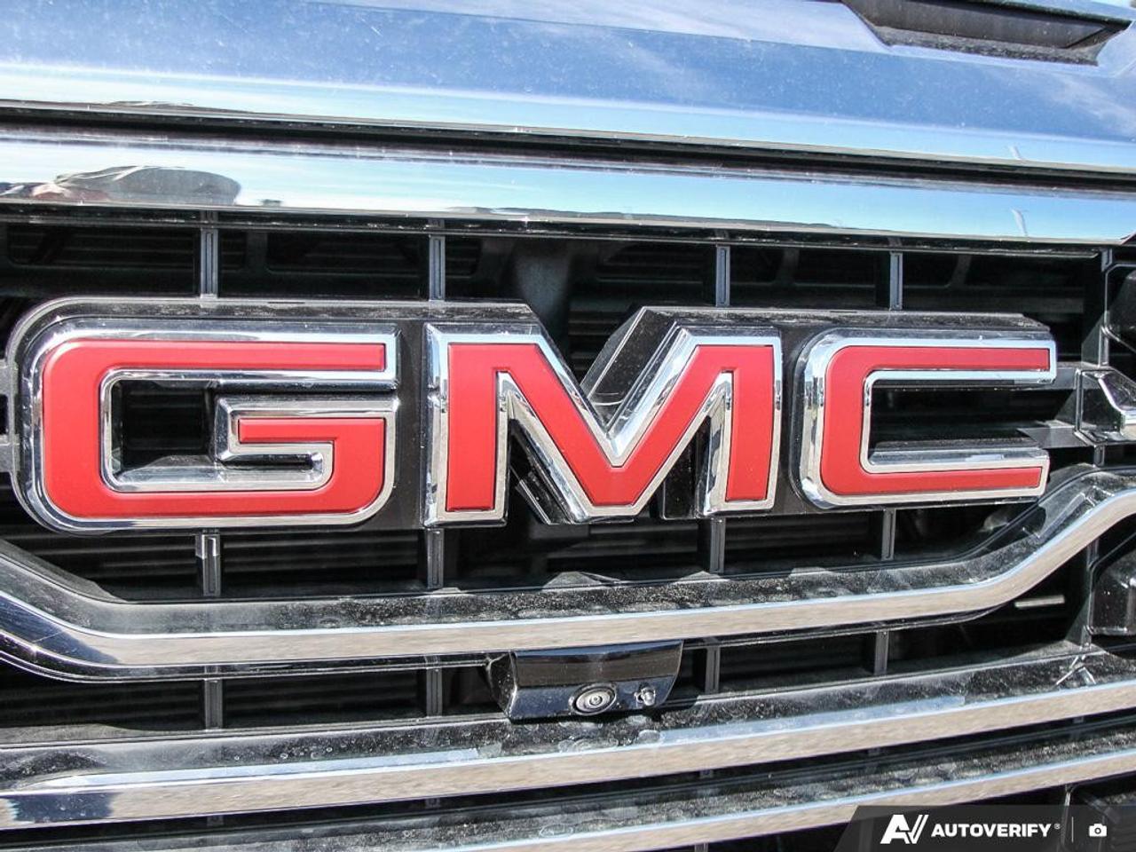 2026 GMC Sierra 1500 Crew Cab Short Box 4-Wheel Drive SLT Photo
