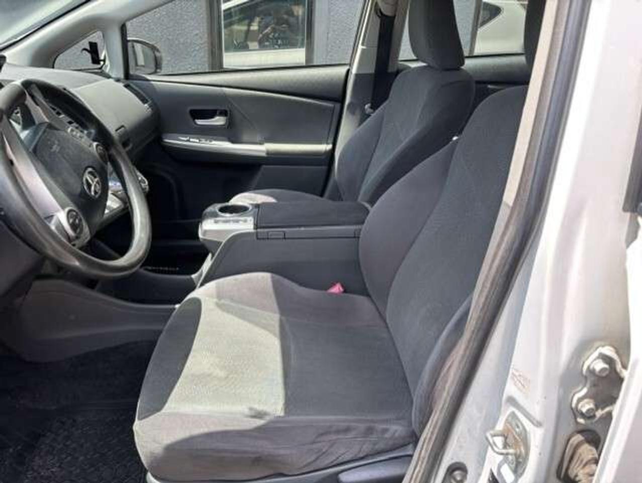 2014 Toyota Prius v HYBRID-BACK UP CAMERA-1 OWNER-PRICED TO SELL AS IS Photo