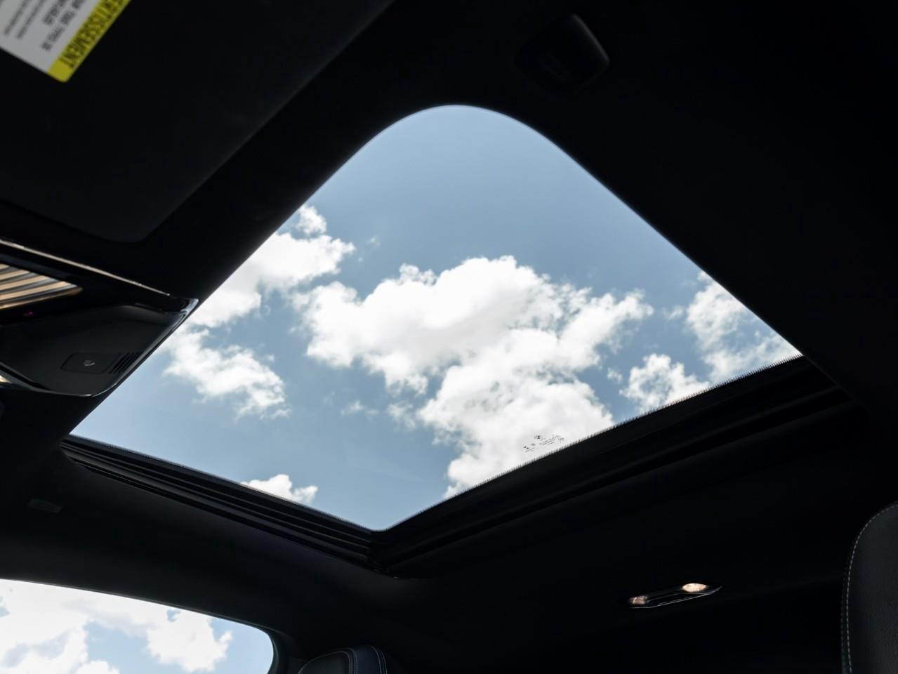 2023 BMW 230 i xDrive 2dr All-Wheel Drive Coupe Photo